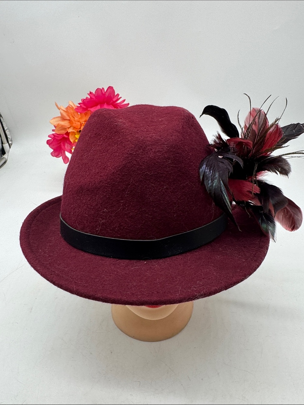mark. Burgundy Felt Fedora with Feather Trim